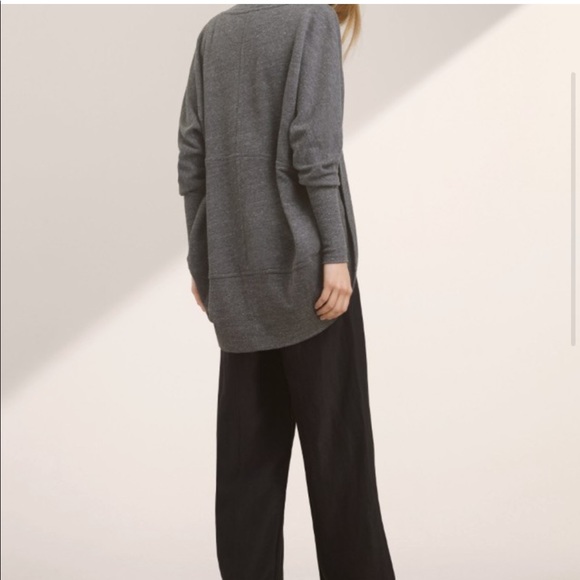 Aritzia Wilfred Diderot Coccoon Sweater in grey - Picture 4 of 12